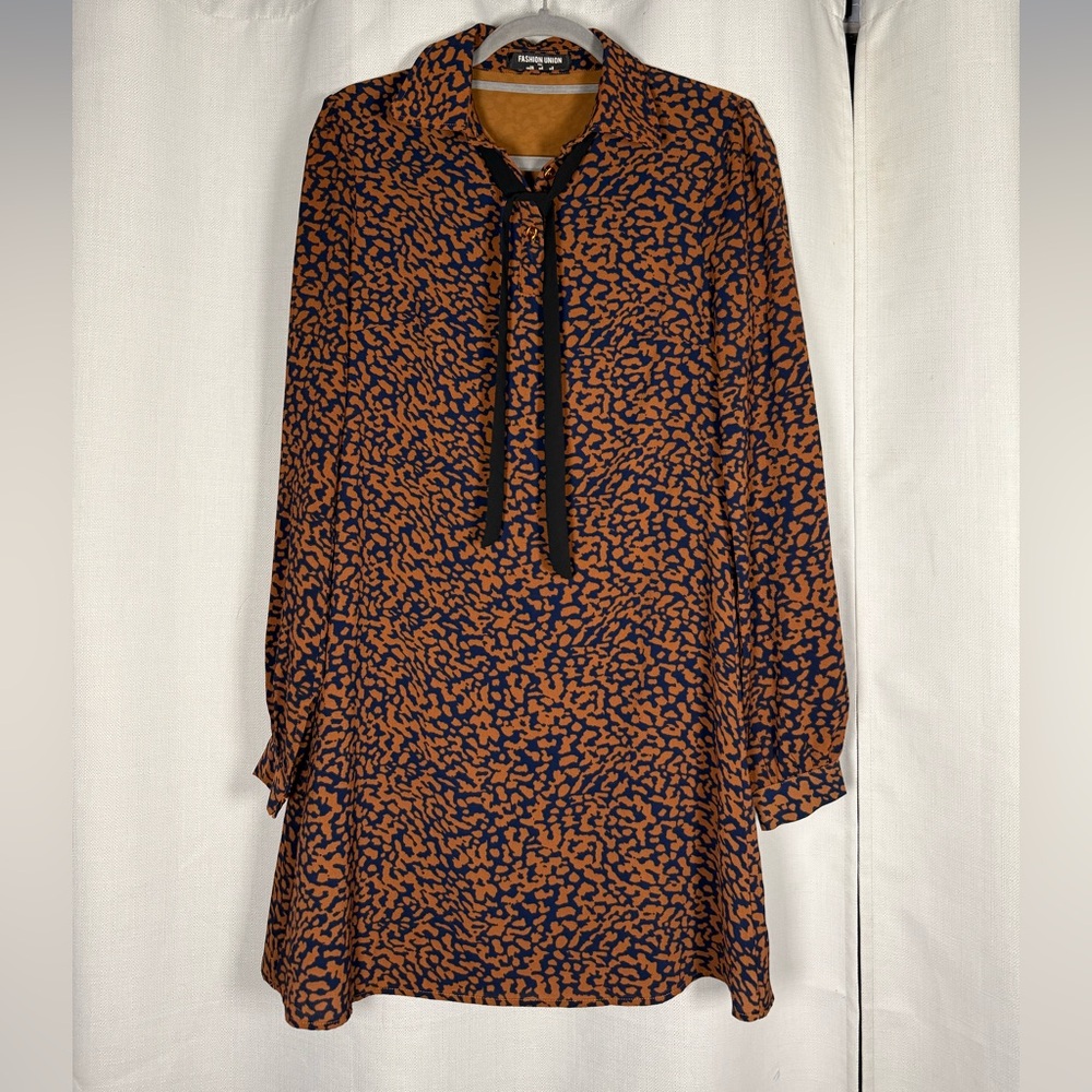 Fashion Union Brown and Navy Blue Leopard Print Long Sleeve Dress - Picture 5 of 10